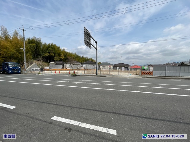 更地 幹線道路沿　大型車輌可