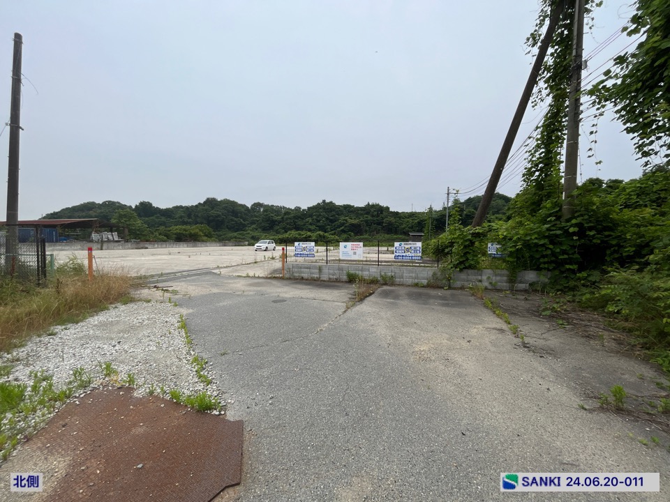 貸土地 兵庫県加東市 市街化調整区域内 (特別指定区域内)にある約９００坪土地です。　中国道滝野社インター近く　