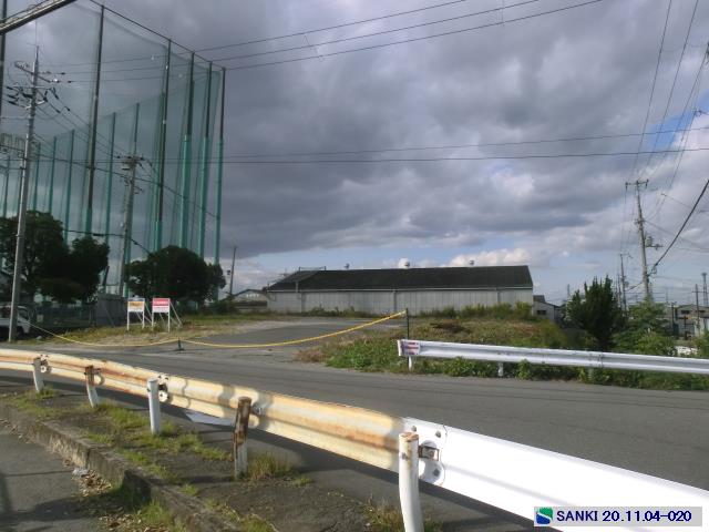 更地 駐車スペース付