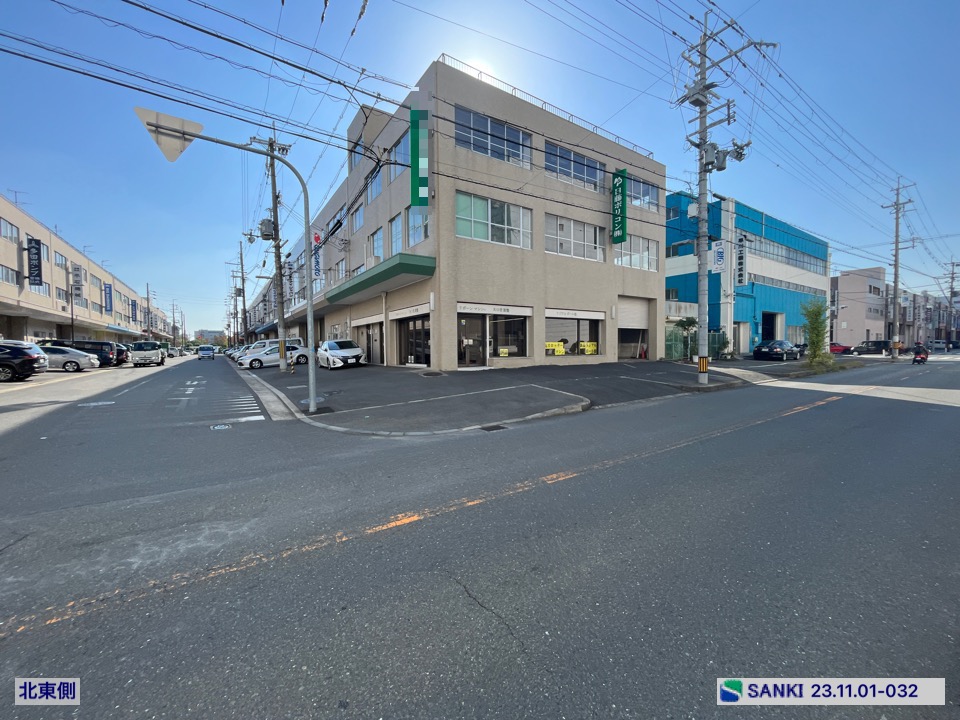 幹線道路沿 大型車輌可 店舗・事務所・倉庫　駐車スペース付 幹線道路沿